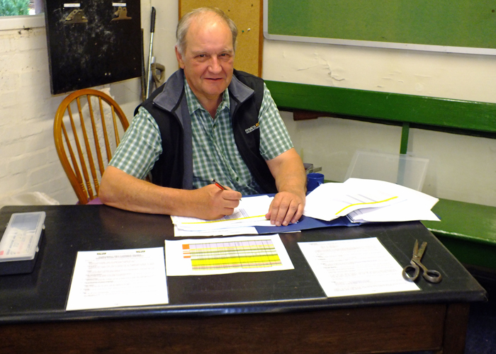 Photograph shows Bob Heath - Staffs Open Organiser. A difficult job undertaken with his usual close attention to detail.