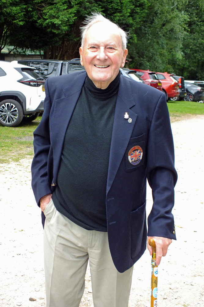 Photograph shows SSRA President Mike B.P. Willcox arriving at the Chipperfield Ranges prior to carrying out his duties later in the day.